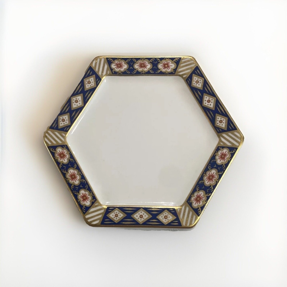 Royal Crown Derby Kedleston Trinket/ Storage Dish Octagonal Bowl with Lid